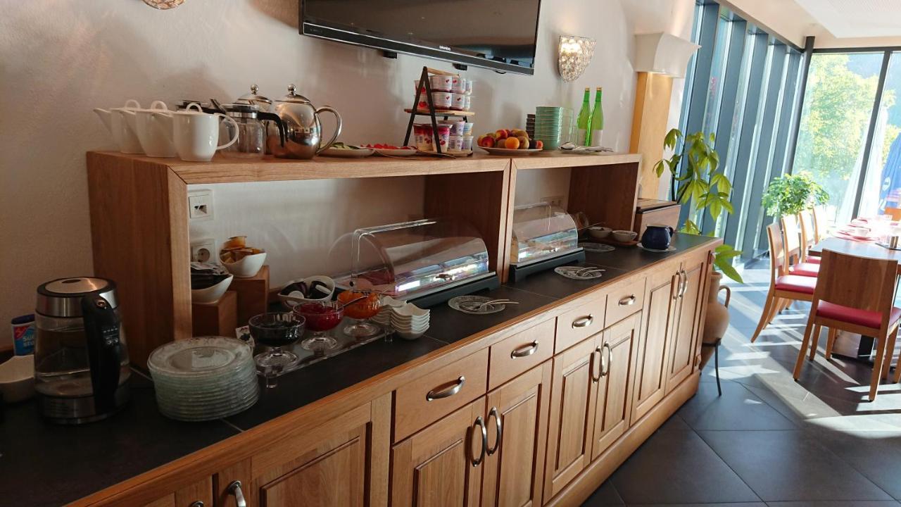 Weingut Lehnert-Veit Gutshotel Piesport Exterior foto