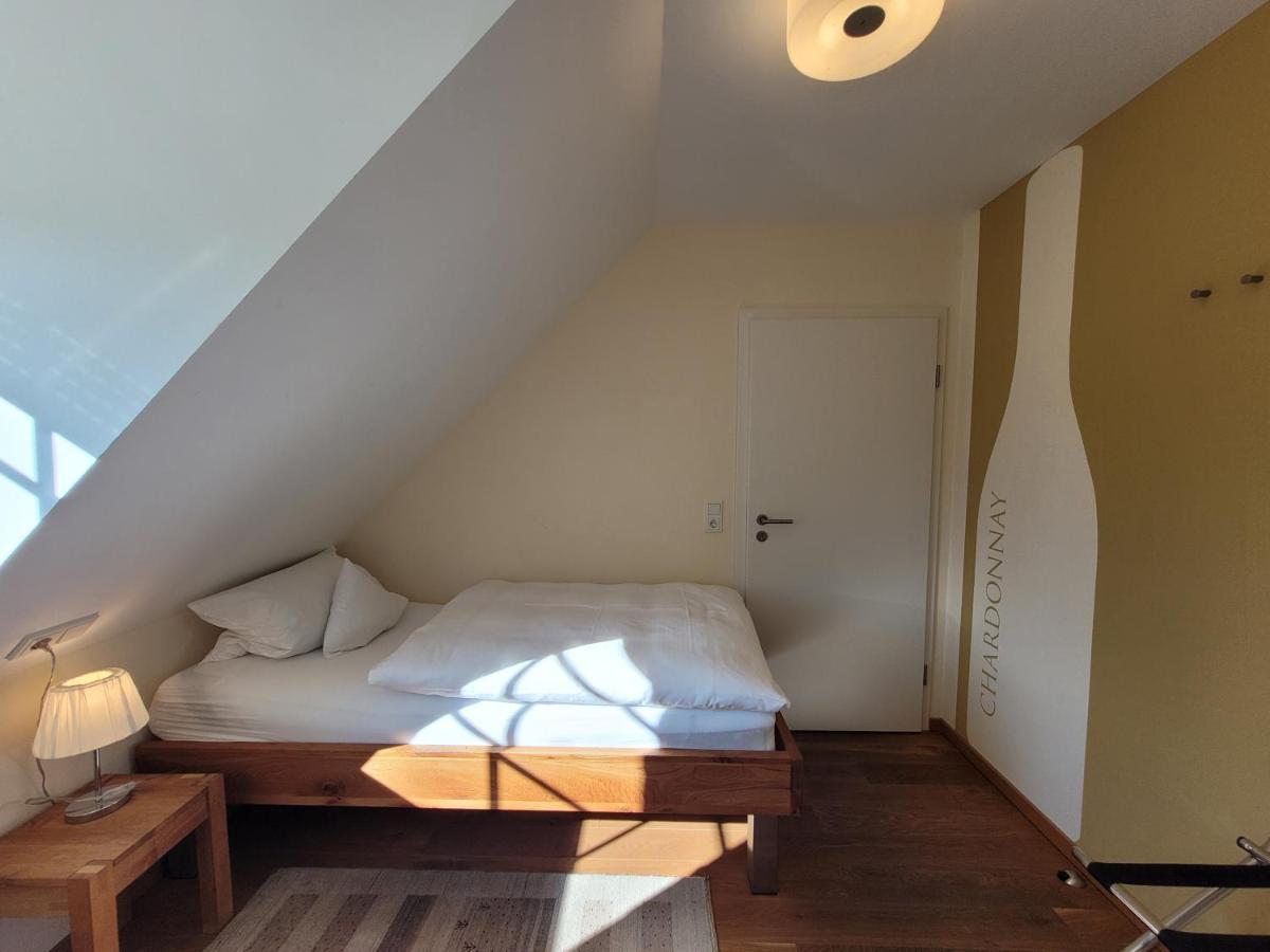 Weingut Lehnert-Veit Gutshotel Piesport Exterior foto